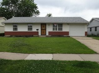 715 E Streamwood Blvd, Streamwood, IL