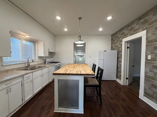 112 W 4th St, Tilton, IL 61833