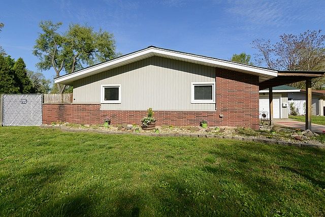 1st image of 43 Arapaho Dr
