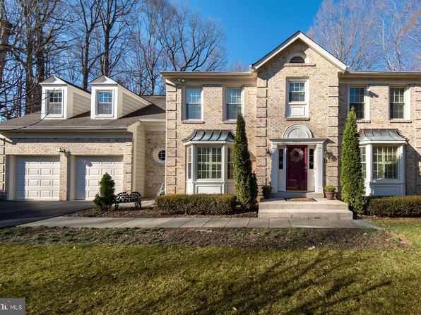 7317 Scarlet Oak Ct, Fairfax Station, VA 22039
