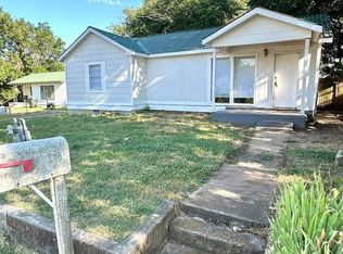 1719 W Vinita Ave, Sulphur, OK 73086