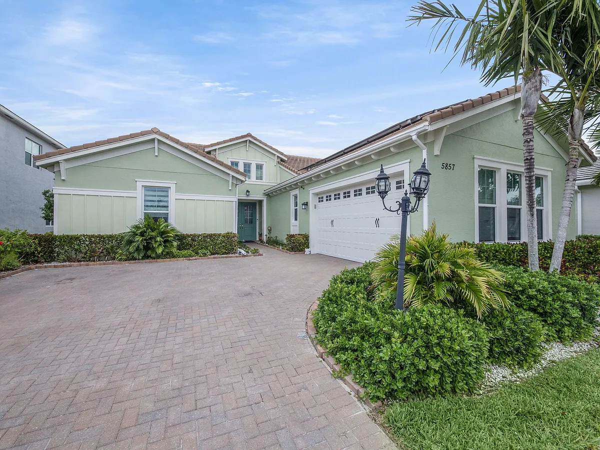 Building Photo - 5857 Whippoorwill Cir