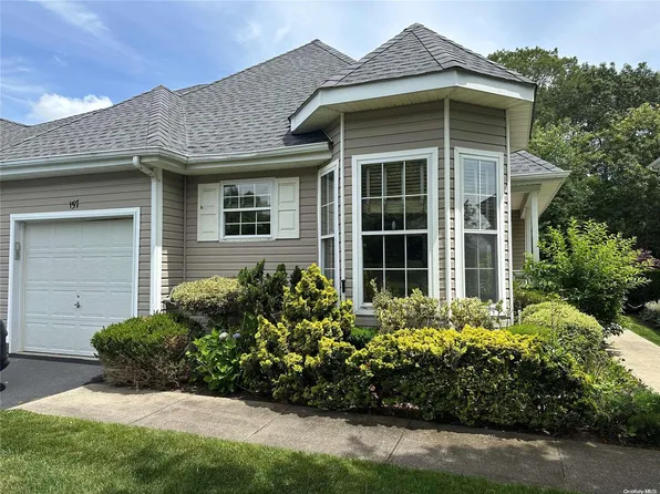 157 Scenic Lake Drive #157, Riverhead, NY 11901