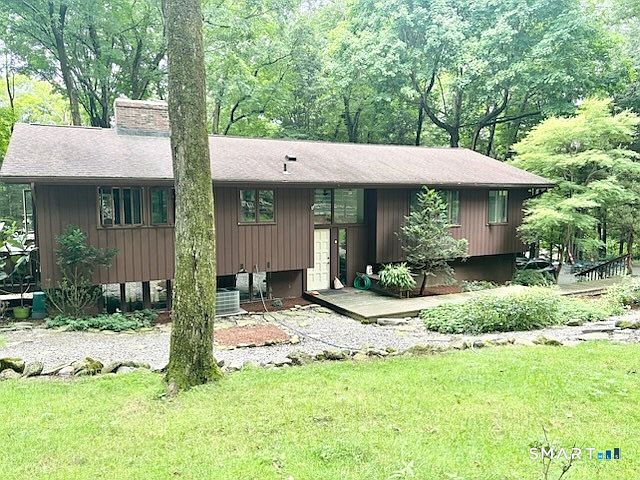 1st image of 548 Bolton Road