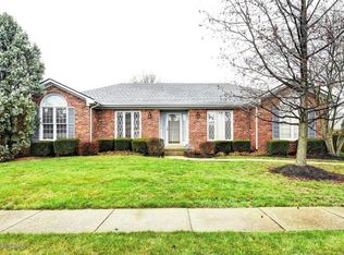 8111 Regency Woods Way, Louisville, KY 40220