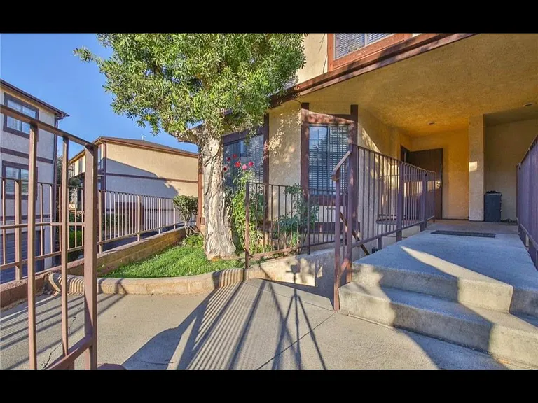 515 W Gardena Blvd #86 — Photo 1