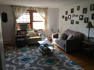 59 Commercial St APT 3, Marblehead, MA 01945