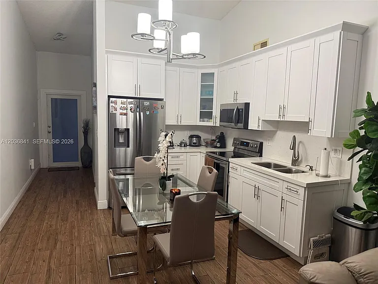 6761 NW 189th Ter #6761 — Photo 3