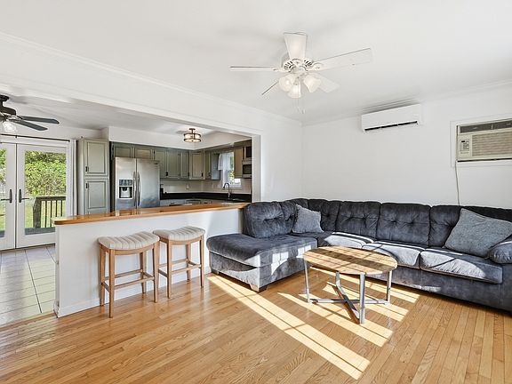 3rd image of 200 Wilbraham Rd