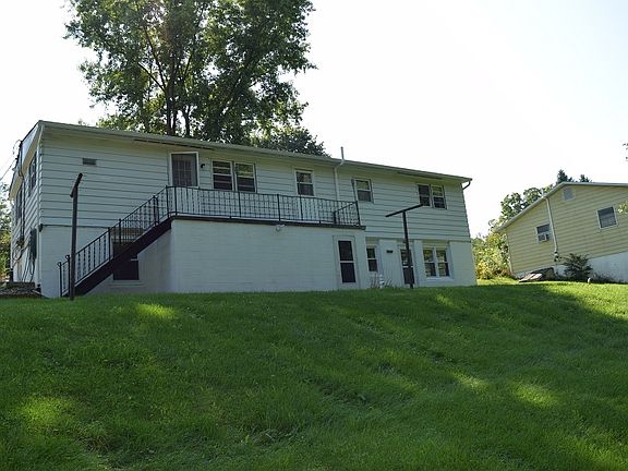 2nd image of 524 1st Ave #2
