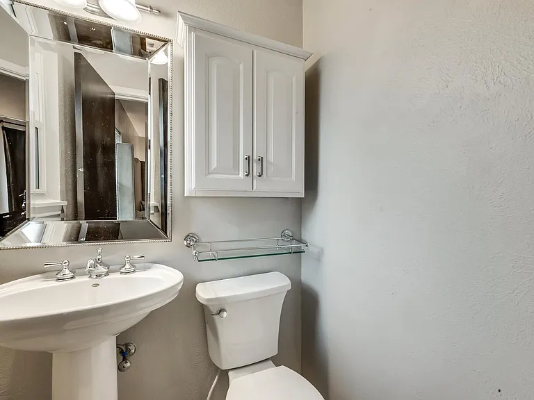 2536 Maverick Ave — Photo 4