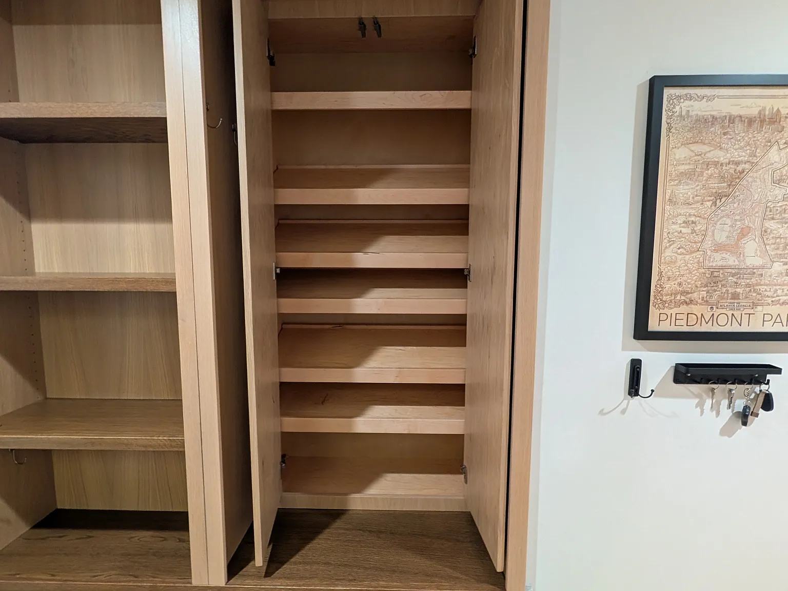 2 bed, 1290 sqft, $4,250 — Photo 3