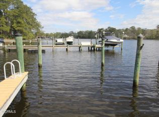 2-2 Windtide Ln, Havelock, NC 28532