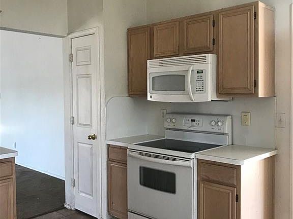 5th image of 1505 Windsor Dr