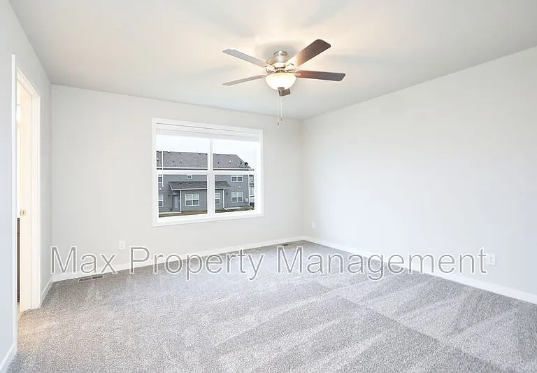 211 NE Whitetail Ln — Photo 14