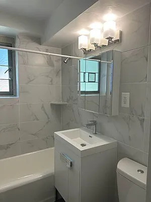 Rented by Voro Purple LLC | media 38