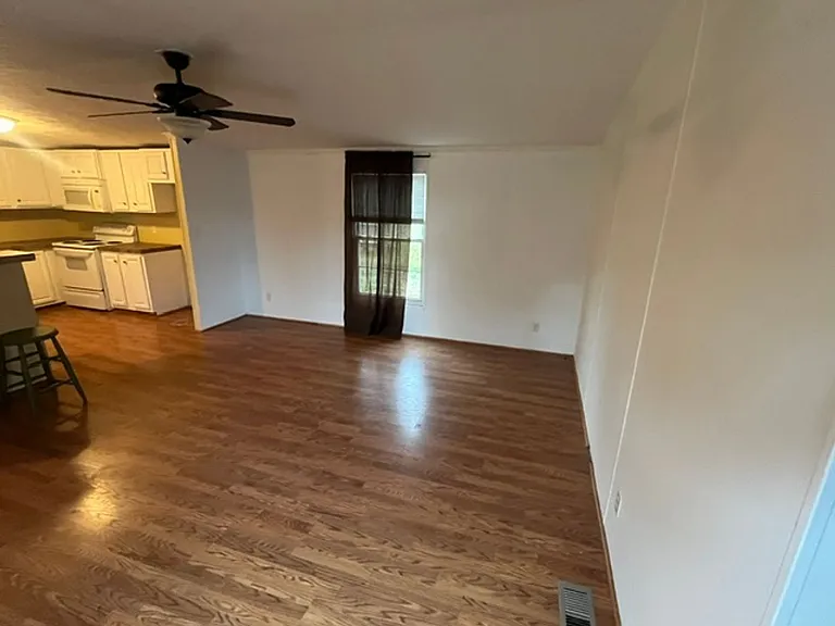 882 Nobles Mill Rd — Photo 5