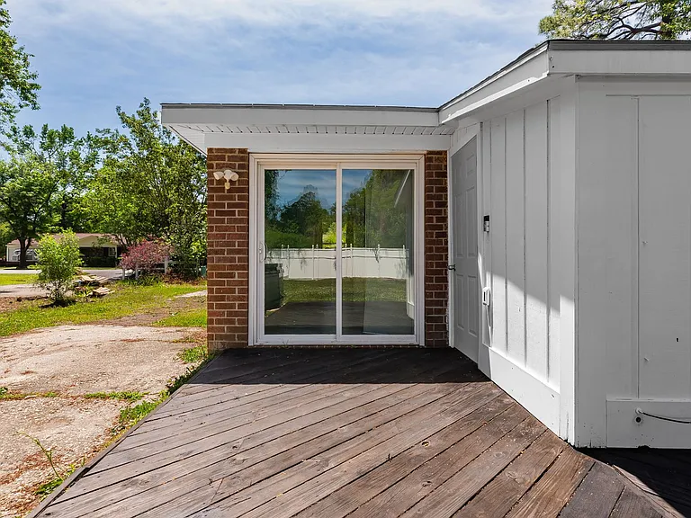 4070 Long Line Ln — Photo 26