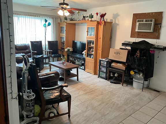 3rd image of 751 Navajo Dr