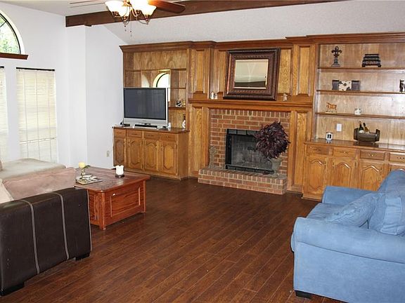 3rd image of 4812 Briarcreek Dr