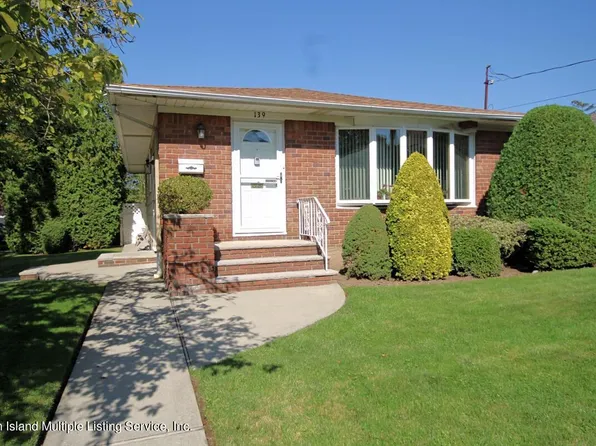 139 Thomas St, Staten Island, NY 10306