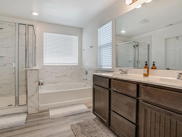 1806 Overlook Bnd — Photo 17