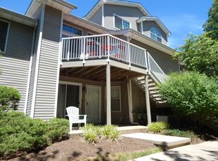 35 Pine Ct, Bedminster, NJ 07921