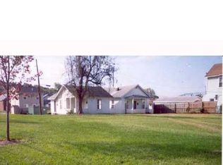 1403 3rd Ave, Charleston, WV 25387