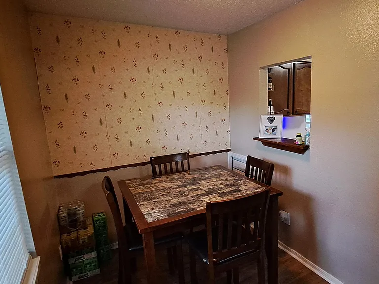 Breakfast nook
