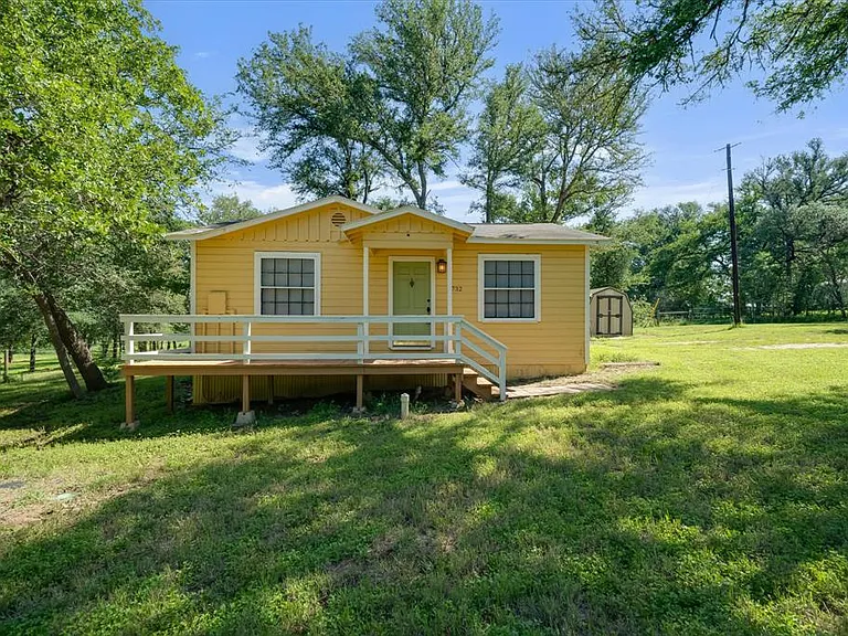 1732 Watterson Rd — Photo 2