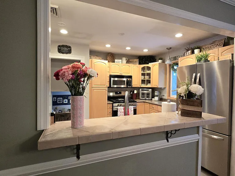 903 Bloomfield Ave — Photo 5