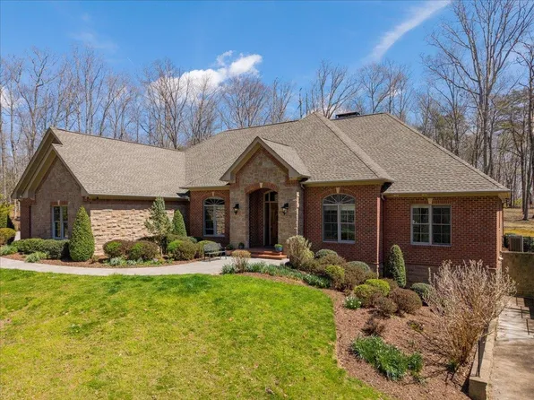 1250 Treetop Ridge Rd, Blacksburg, VA 24060