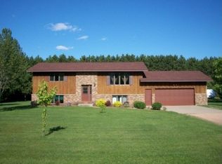1643 Meadow View Ln, Stevens Point, WI 54482