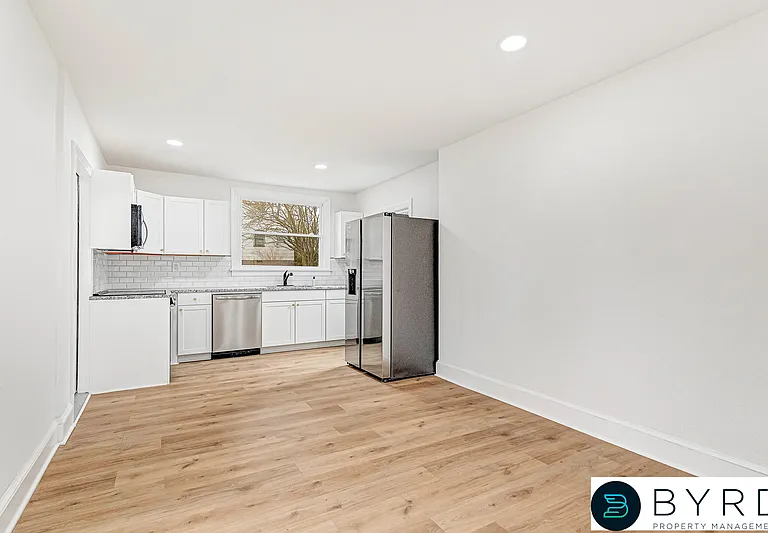 2958 Winston Churchill Dr — Photo 14