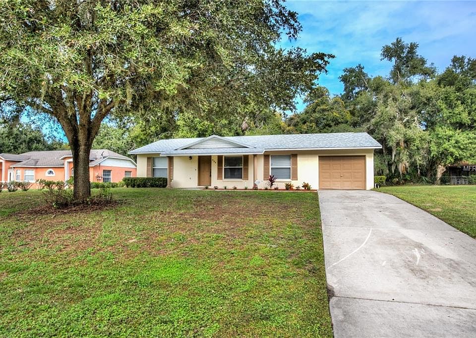 1st image of 994 Whisper Oaks Dr