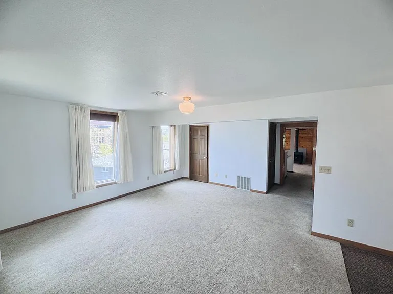 219 Vawter St #A — Photo 8