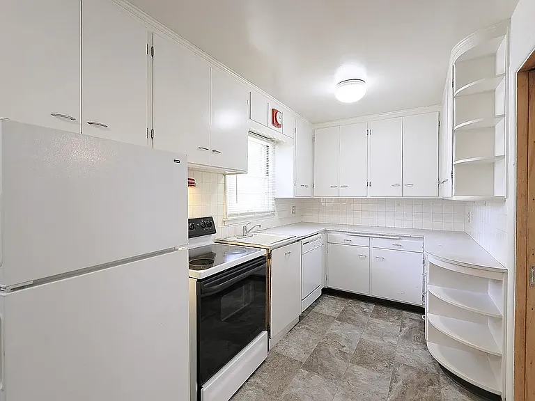1230 Rose St #1 — Photo 4