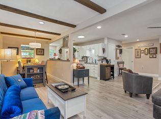 875 Lovers Ln, Grapevine, TX 76051