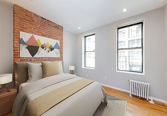 3rd image of 338 W 17th St APT 5B