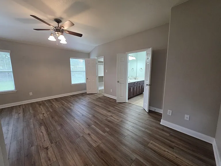 3011 Crescent Oaks Park Ln — Photo 15