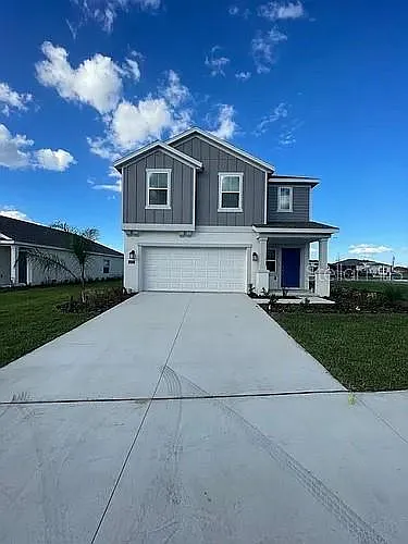 4 bed, 2.5 bath, 1931 sqft, $2,299 — Photo 3
