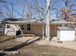867 Hyde Park Dr, Gravois Mills, MO 65037