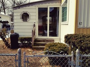 82 Pioneer Way, Springfield, MA 01119