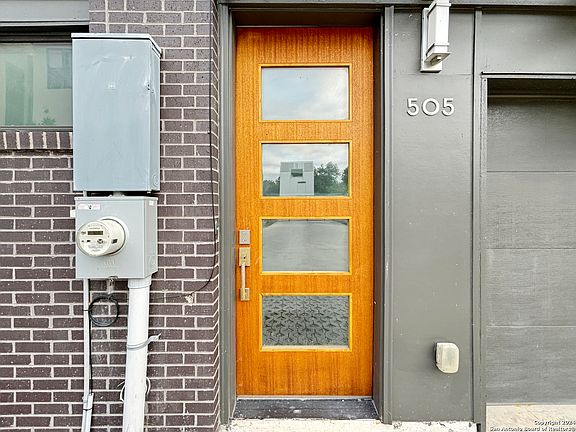 3rd image of 318 W Grayson St #505 #505
