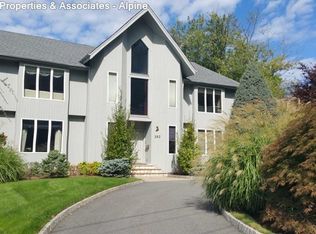 382 Anderson Ave, Closter, NJ 07624