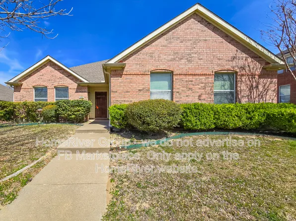 609 Quail Hollow Dr, Midlothian, TX 76065