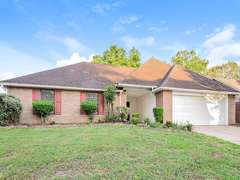 7117 Goodman Ridge Dr — Photo 3
