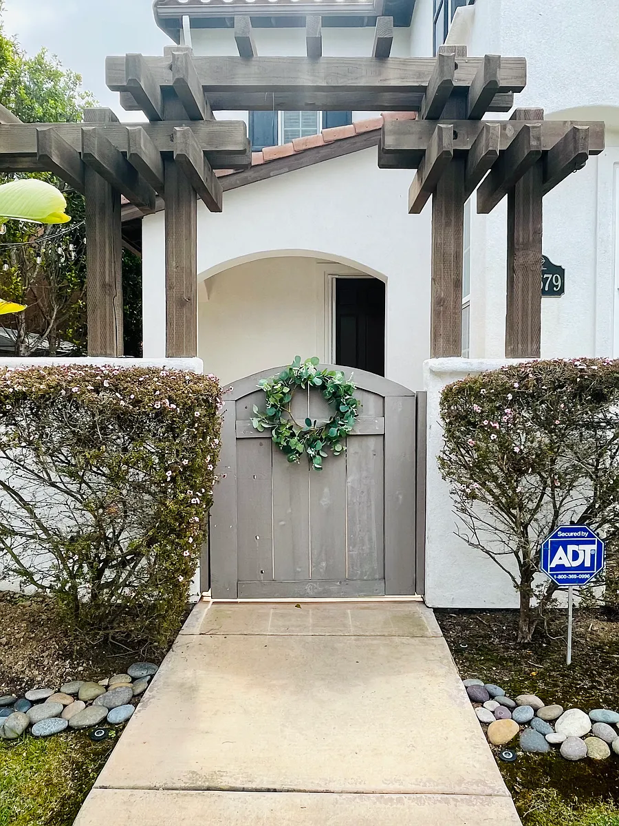 Porch gate and entry to wrap around patio - 15679 New Park Ter