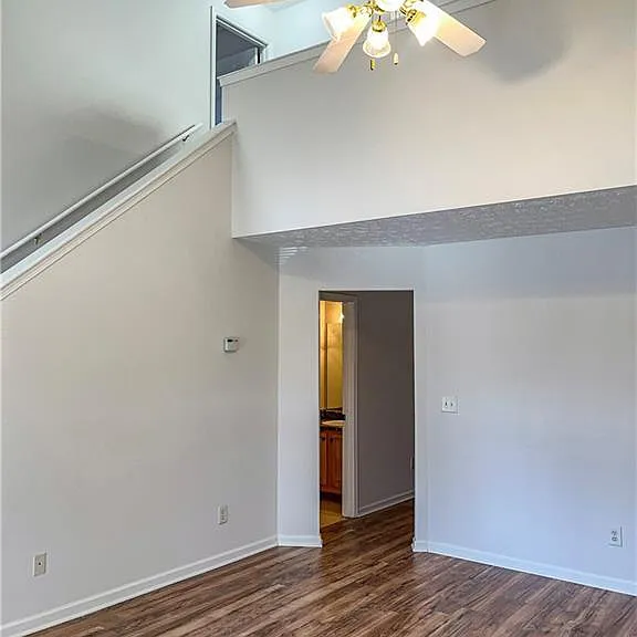 9673 Pine Ct — Photo 3