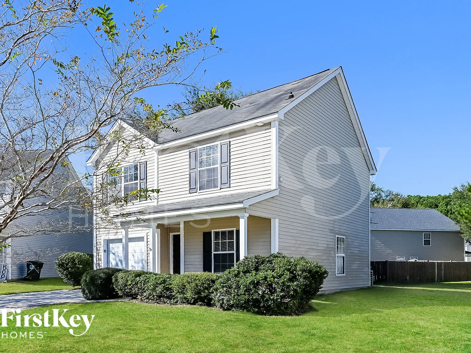 3 bed, 2.5 bath, 1326 sqft, $2,005 — Photo 2